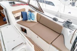 Sun Odyssey 410 in Lefkada / D-Marin Marina Lefkas thumbnail 25