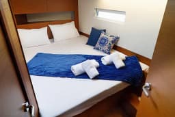 Sun Odyssey 410 in Lefkada / D-Marin Marina Lefkas thumbnail 26