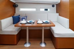 Sun Odyssey 410 in Lefkada / D-Marin Marina Lefkas thumbnail 32