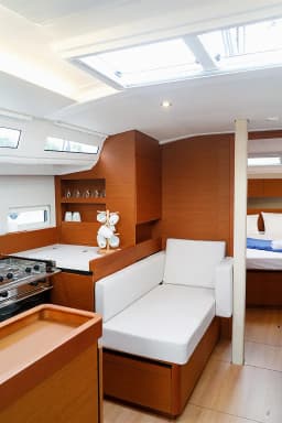 Sun Odyssey 410 in Lefkada / D-Marin Marina Lefkas thumbnail 36