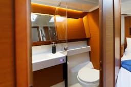Sun Odyssey 410 in Lefkada / D-Marin Marina Lefkas thumbnail 44