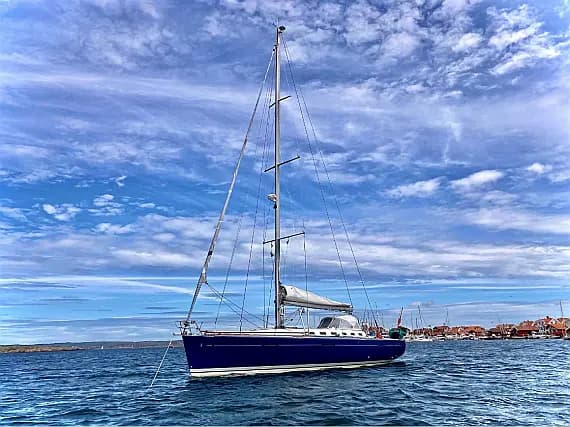 First 47.7 in Hjellestad Marina - Photo 1