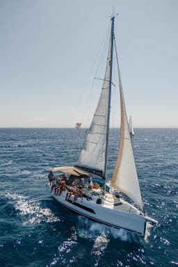 Dufour 37 in Sicily / Castellammare del Golfo / Porto di Castellammare del Golfo thumbnail 15