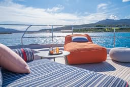 Lagoon Seventy 8 in Sardinia / Portisco / Cala dei Sardi thumbnail 13