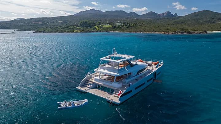 Lagoon Seventy 8 in Sardinia / Portisco / Cala dei Sardi - Photo 4