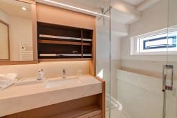 Lagoon Seventy 8 in Sardinia / Portisco / Cala dei Sardi thumbnail 55