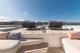 Lagoon Seventy 8 in Sardinia / Portisco / Cala dei Sardi thumbnail 72
