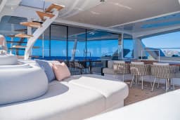 Lagoon Seventy 8 in Sardinia / Portisco / Cala dei Sardi thumbnail 9