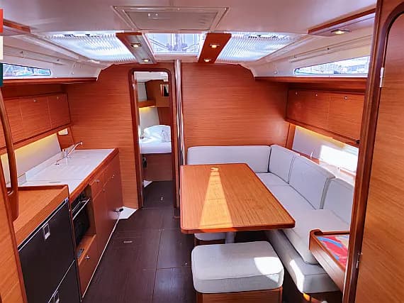 Dufour 390 Grand Large in Kaštel Gomilica / Marina Kaštela - Photo 3