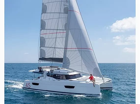 Elba 45 in Paros port - Photo 1