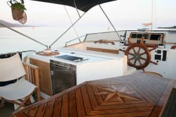 Hampton Trawler 42 in Zadar / Marina Zadar thumbnail 18