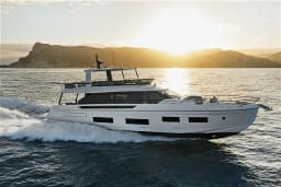 Azimut 82 Fly in Šibenik / D-Marin Marina Mandalina thumbnail 7
