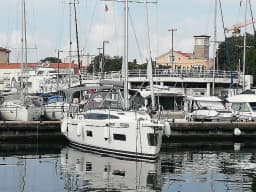 Bavaria C38 in Zadar / Marina Zadar thumbnail 12