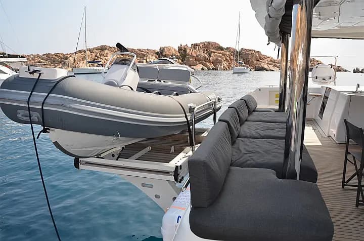 Lagoon 560 S2 in Sardinia / Portisco / Marina di Portisco - Photo 4