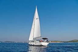 Bavaria Cruiser 41 in Murter / Marina Hramina thumbnail 7