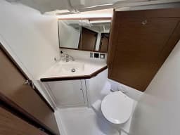 Oceanis 46.1 in Ibiza / Marina Port Ibiza thumbnail 17