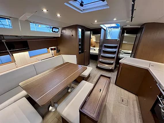 Oceanis 46.1 in Ibiza / Marina Port Ibiza - Photo 3