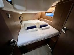Oceanis 46.1 in Ibiza / Marina Port Ibiza thumbnail 9