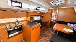 Bavaria C38 in Split / ACI Marina Split thumbnail 3