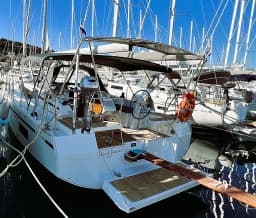 Bavaria C38 in Split / ACI Marina Split thumbnail 7