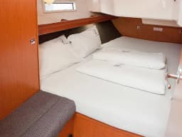 Bavaria Cruiser 37 in Zadar / Marina Zadar thumbnail 32