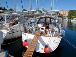 Bavaria Cruiser 37 in Zadar / Marina Zadar thumbnail 6