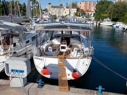Bavaria Cruiser 37 in Zadar / Marina Zadar thumbnail 7