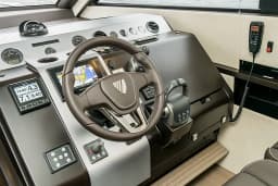 Fairline Squadron 50 in Seget Donji / Marina Baotić thumbnail 5