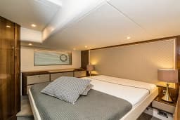 Fairline Squadron 50 in Seget Donji / Marina Baotić thumbnail 9