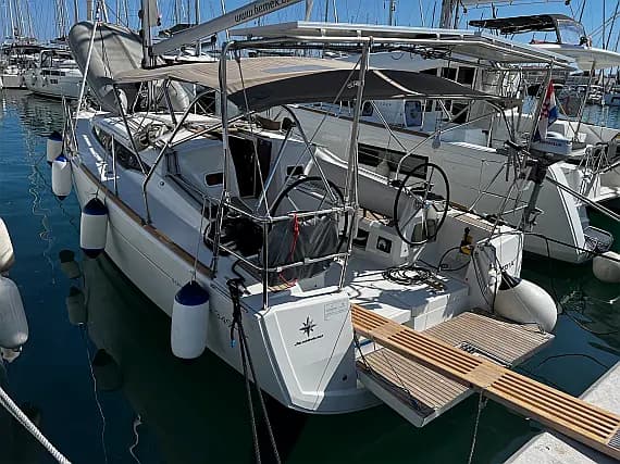 Sun Odyssey 349 in Sukošan / D-Marin Dalmacija Marina - Photo 1