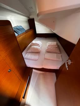 Sun Odyssey 349 in Sukošan / D-Marin Dalmacija Marina thumbnail 14