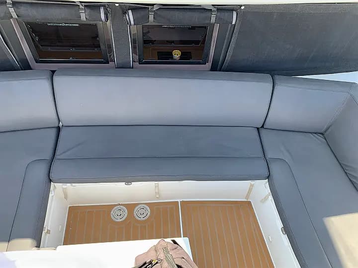Lagoon 450 Fly in Athens / Alimos Marina - Photo 4