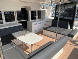 Lagoon 450 Fly in Athens / Alimos Marina thumbnail 5