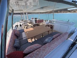 Lagoon 60 in Sardinia / Portisco / Cala dei Sardi thumbnail 9