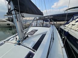 Oceanis 51.1 in Athens / Alimos Marina thumbnail 10