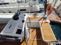 Hanse 548 in Lavrion / Olympic Marina thumbnail 32