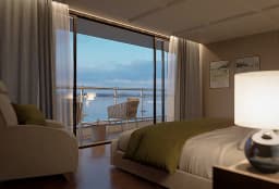 Power Catamaran in Baltra thumbnail 29