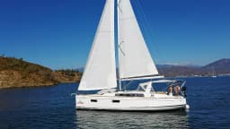 Oceanis 38.1 in Fethiye / Yacht Classic Hotel thumbnail 8