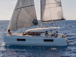Lagoon 40 in Athens / Alimos Marina thumbnail 6