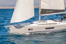 Oceanis 51.1 in Athens / Alimos Marina thumbnail 5