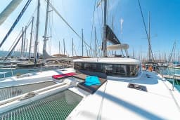 Lagoon 46 in Lefkada / D-Marin Marina Lefkas thumbnail 5