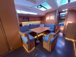 Dufour 430 in Fethiye / Yacht Club Mai thumbnail 8