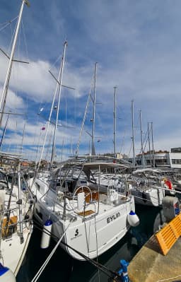 Oceanis 40.1 in Zadar / D-Marin Borik thumbnail 9