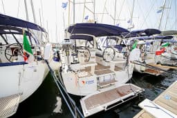 Oceanis 35.1 in Sardinia / Olbia / Marina di Olbia thumbnail 5