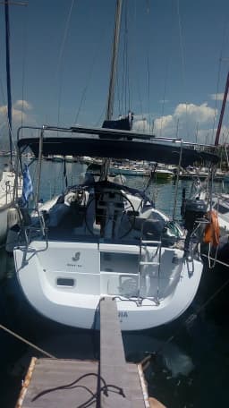 Oceanis 31 in Lefkada / Nikiana Marina thumbnail 17
