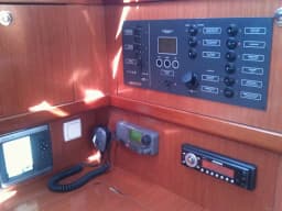Oceanis 31 in Lefkada / Nikiana Marina thumbnail 20