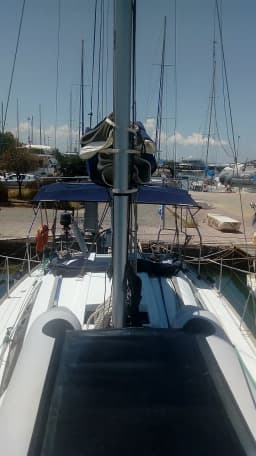 Oceanis 31 in Lefkada / Nikiana Marina thumbnail 8