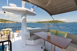 Azimut Magellano 60 in Šibenik / D-Marin Marina Mandalina thumbnail 40