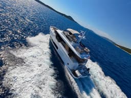 Azimut Magellano 60 in Šibenik / D-Marin Marina Mandalina thumbnail 9