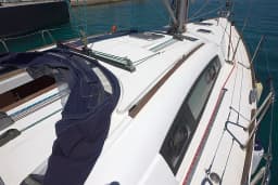 Oceanis 43 in Pachi, Megara / Port of Pachi thumbnail 8